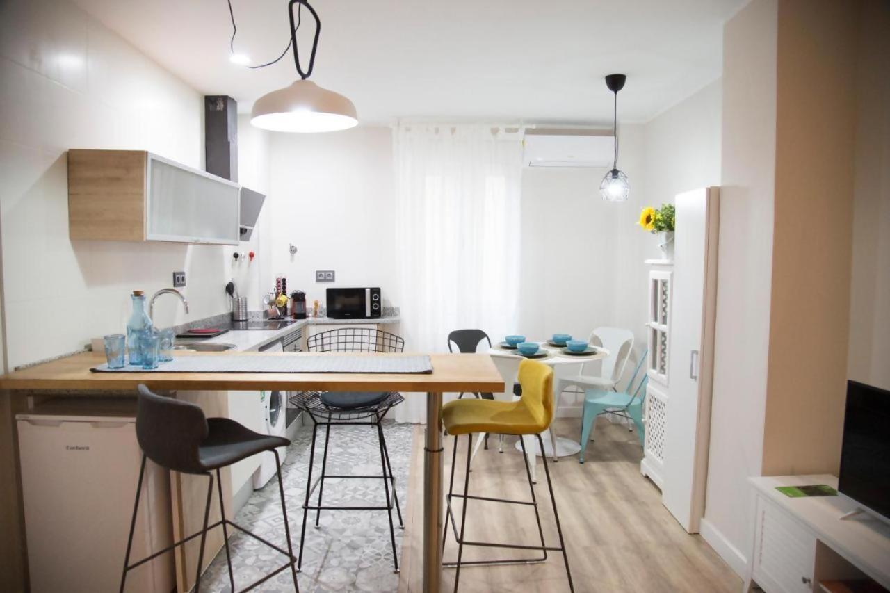Apartamenticos Studio 39 Zaragoza Bagian luar foto